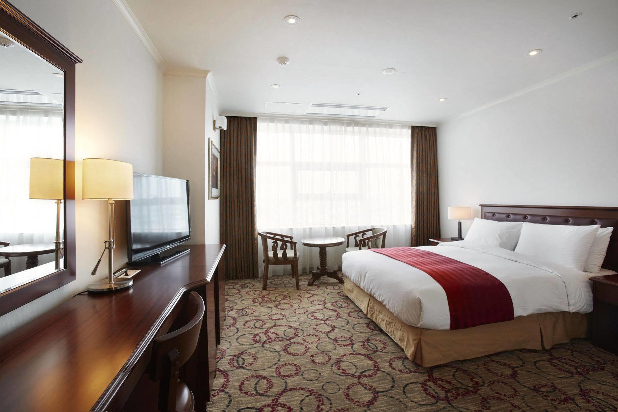 Stellar Marina Hotel Siheung Екстериор снимка